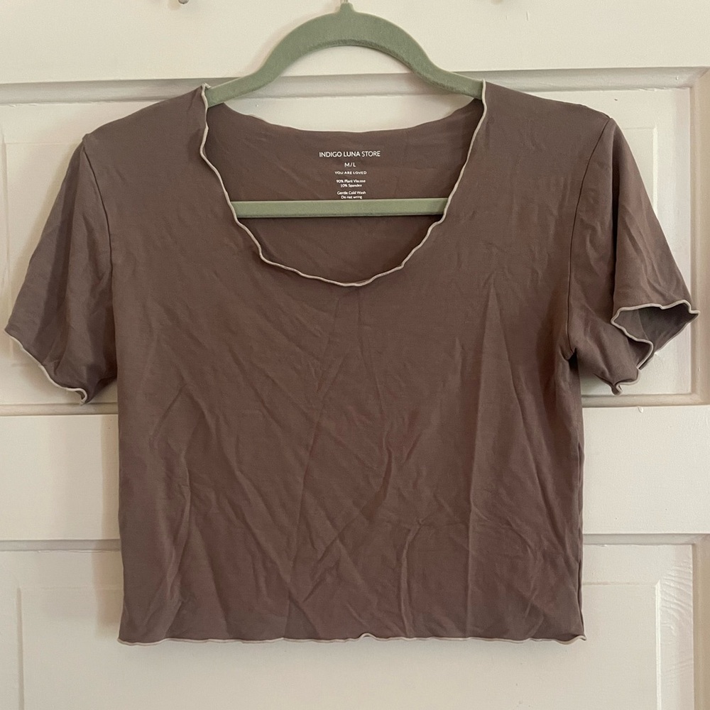 Indigo Luna Taupe Cropped Ruffle-Edge Women's Top
